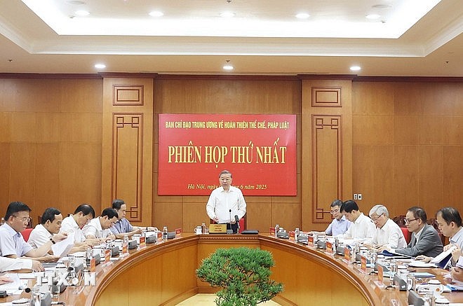 Tổng Bí thư: Xây dựng văn hoá tuân thủ phát luật, xóa