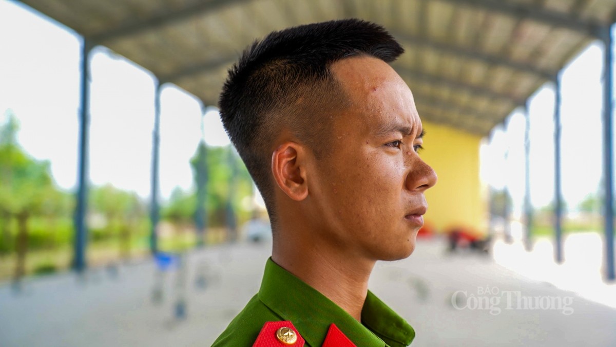 Hơn 1.000 chiến sĩ công an luyện tập diễu binh