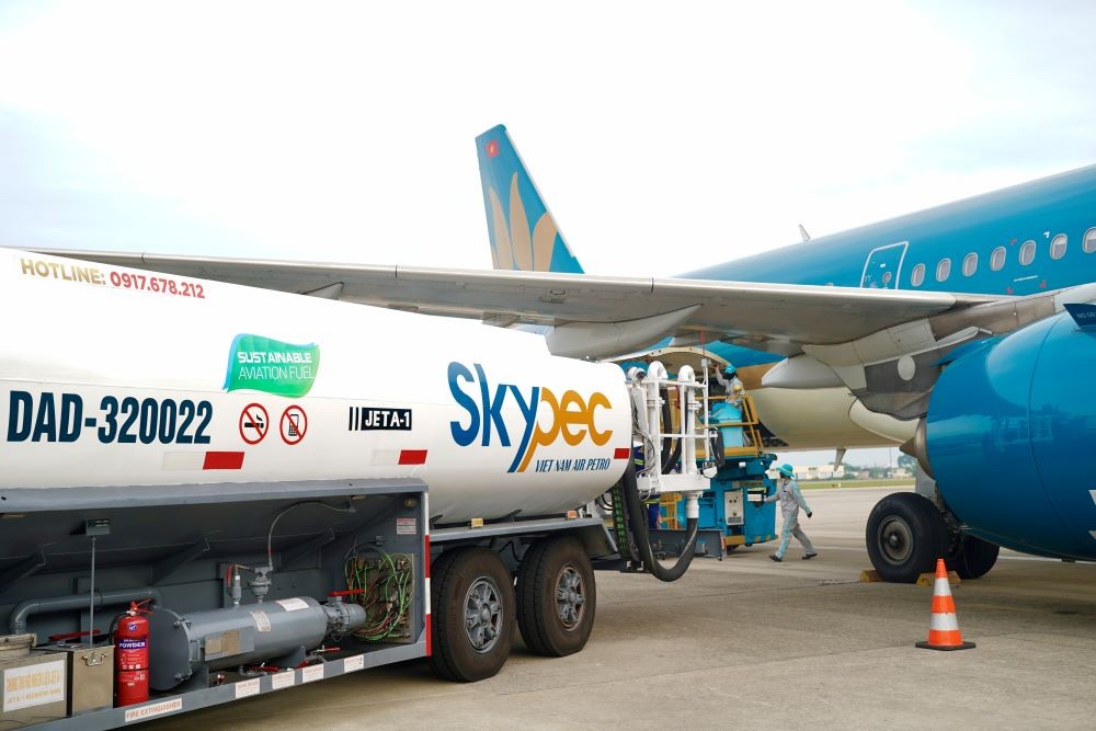 Sử dụng nhiên liệu xanh, thúc đẩy tiêu dùng bền vững