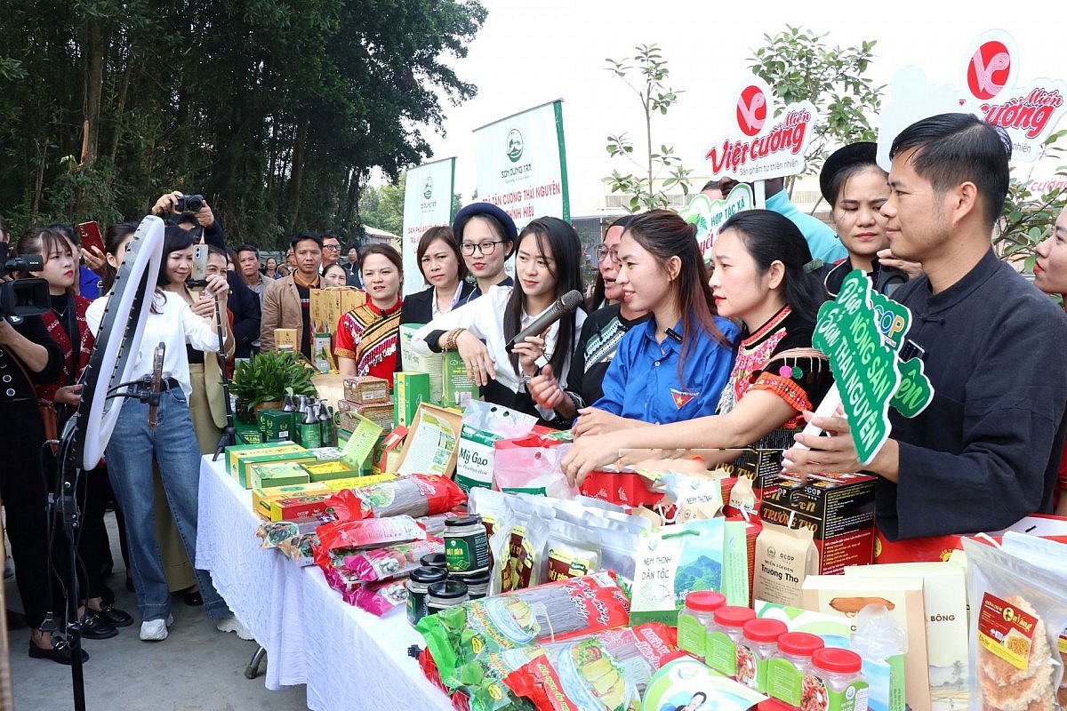 Longform | 5 năm triển khai Quyết định 1719: Ngành Công Thương và hành trình “thắp lửa” vùng cao: Bài 3