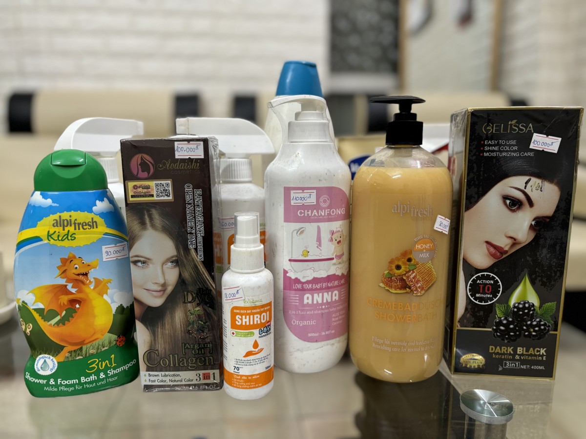 Hải Dương: Thu giữ gần 1.000 sản phẩm mỹ phẩm, diệt khuẩnhếthạn Hải Dương: Thu giữ gần 1.000 sản phẩm mỹ phẩm, diệt khuẩnhếthạn