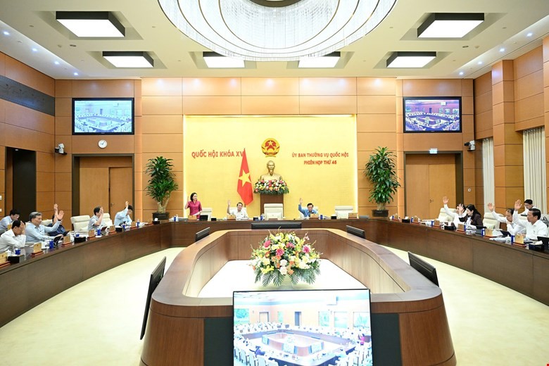 Ủy ban Thường vụ Quốc hội biểu quyết Ủy ban Thường vụ Quốc hội biểu quyết