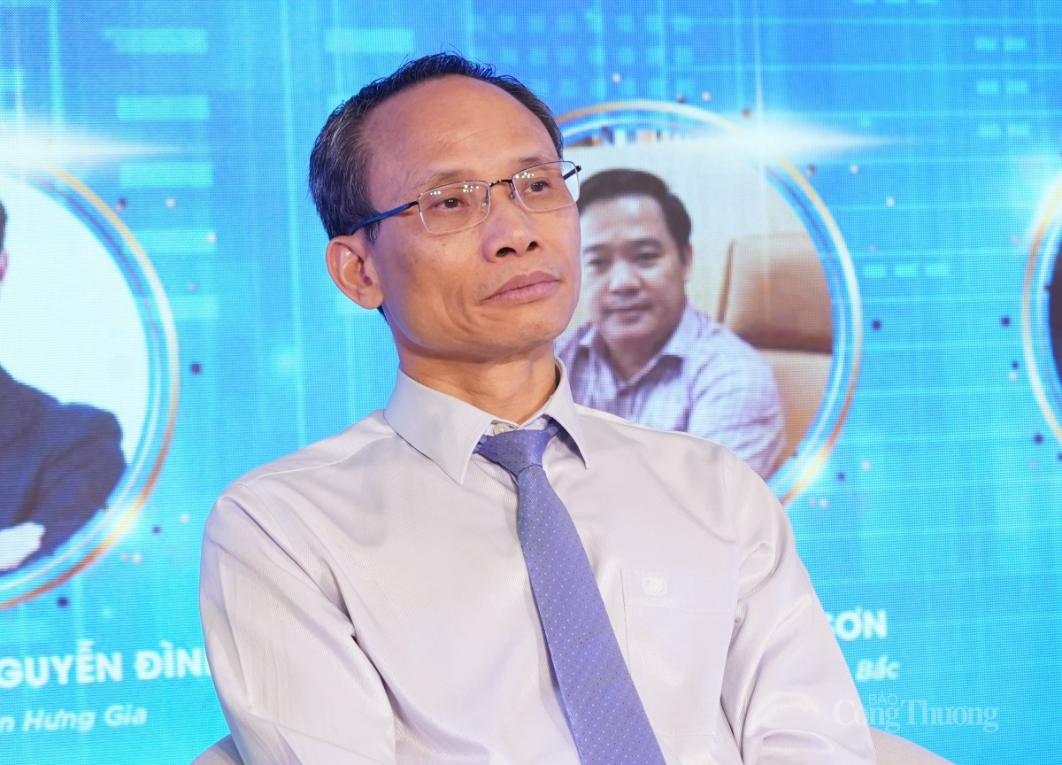 TS. Cấn Văn Lực chỉ rõ cơ hội mới cho doanh nghiệp bất động sản TS. Cấn Văn Lực chỉ rõ cơ hội mới cho doanh nghiệp bất động sản