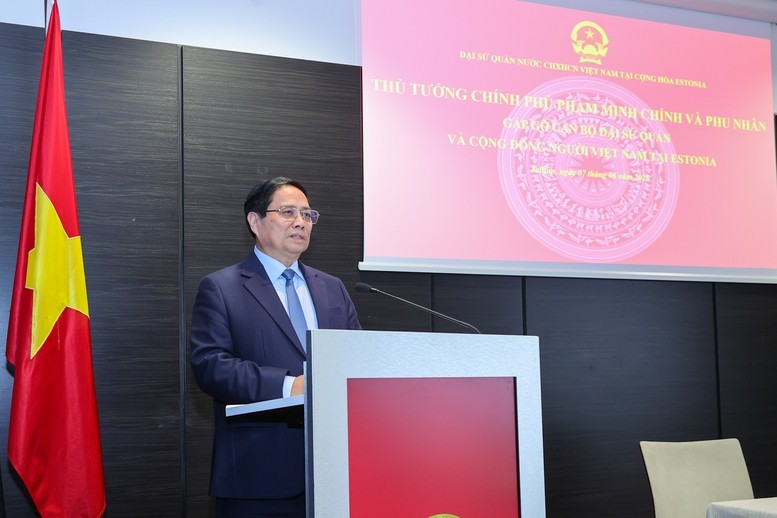 Thủ tướng cho biết trong chuyến thăm lịch sử này tới Estonia, hai bên đã hiểu nhau hơn, chia sẻ các kinh nghiệm xây dựng, bảo vệ và phát triển đất nước - Ảnh: VGP/Nhật Bắc