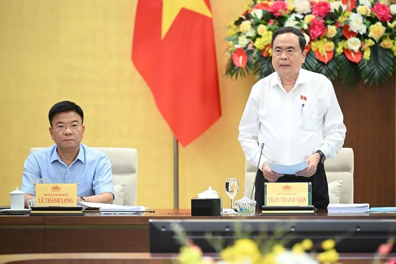 CTQH Chủ trì họp Ủy ban dự thảo sửa đổi, bổ sung một số điều của Hiến pháp năm 2013.