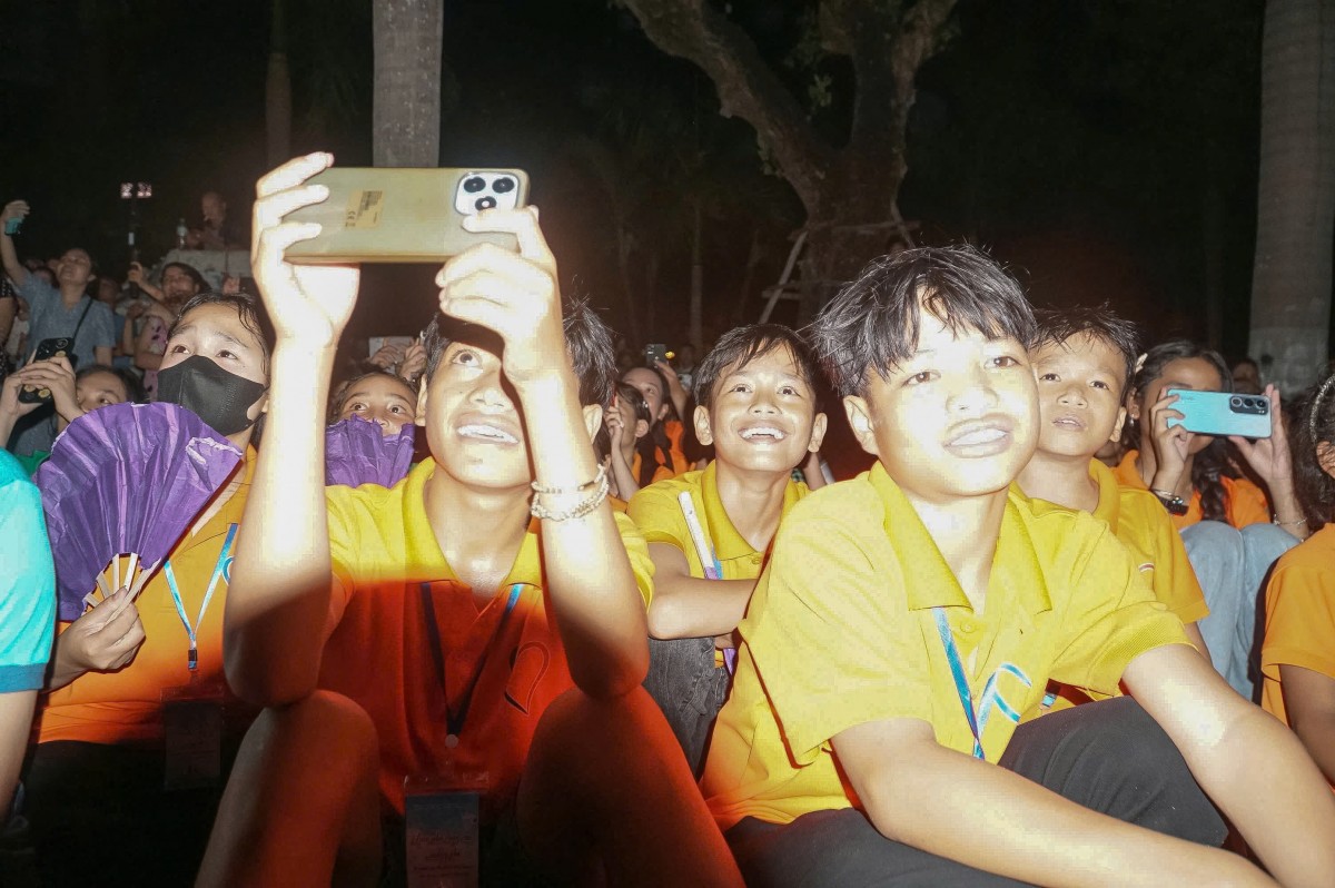 Gặp người gieo niềm tin, ước mơ cho trẻ em vùng cao Gặp người gieo niềm tin, ước mơ cho trẻ em vùng cao