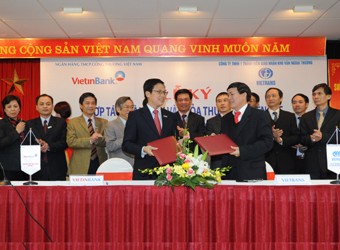 Thứ trưởng Bộ Công Thương Nguyễn Thành Biên chứng kiến lễ ký kết hợp tác