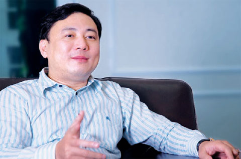 Những ông chủ doanh nghiệp khủng cầm tinh con rắn (P3)