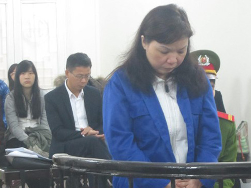 Đồng Thị Bích Hồng tại phiên tòa.