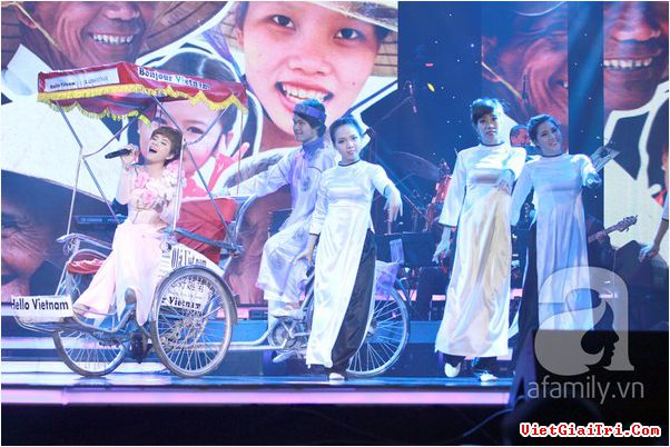 Vũ Cát Tường giành cú đúp giải thưởng danh giá với bản hit Vết mưa