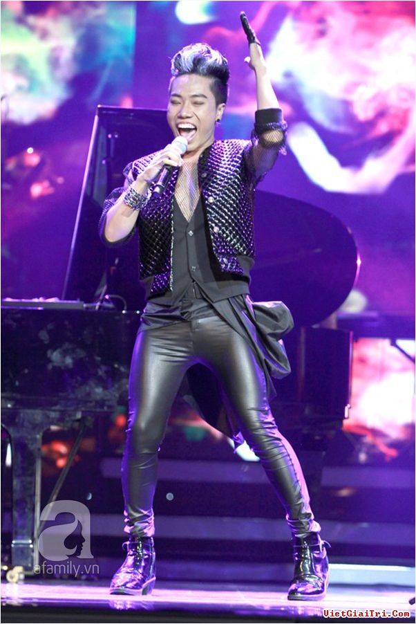 Vũ Cát Tường giành cú đúp giải thưởng danh giá với bản hit Vết mưa