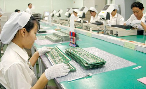 Máy tính, linh kiện là sản phẩm xuất khẩu tăng trưởng cao nhất năm 2013