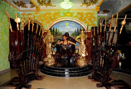 Ngắm biệt thự 105 tỷ như đền thờ của ca sĩ Ngọc Sơn - Ảnh 5