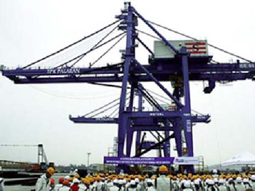 Cần cẩu siêu trường, siêu trọng 1200 tấn của Xí nghiệp cơ khí Quang Trung Ninh Bình thiết kế, chế tạo