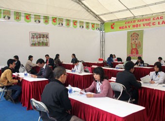 « Ngày hội việc làm tại Big C» đã thu hút hơn 1.000 lượt người đăng ký tìm việc đến từ các trường đại học, cao đẳng, dạy nghề.