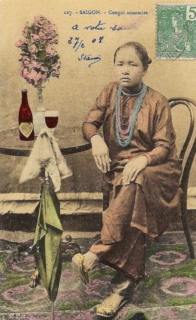 Một phụ nữ Sài Gòn.