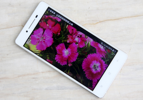 Oppo-R1-Hands-on-2-JPG.jpg