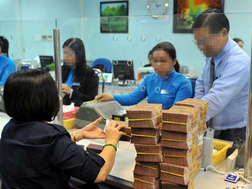 Theo các chuyên gia, việc điều chỉnh kết quả phân loại nợ sẽ giúp nhiều doanh nghiệp tiếp tục được vay vốn, ổn định sản xuất