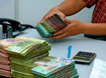 Ấn định trần lãi suất huy động nhưng lại thả nổi lãi suất cho vay sẽ không giúp nhiều cho việc hạn chế rũi ro của hệ thống ngân hàng cũng như đảm bảo lãi suất thực dụng