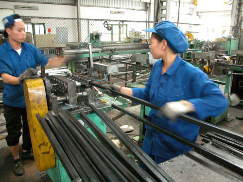 Sản xuất khung thép phục vụ xây dựng