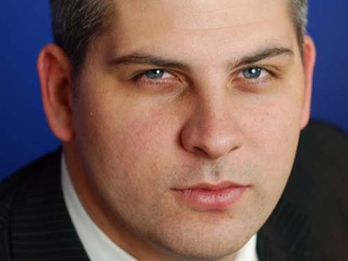 Will Geist đã tạo ra sản phẩm mới từ kinh nghiệm làm việc trước đây. Ảnh: Business Journal