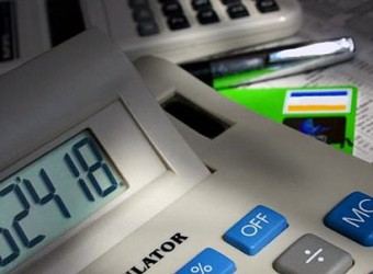 Có vẻ như dư nợ tăng thì nợ không đủ tiêu chuẩn tăng theo là điều khó tránh.