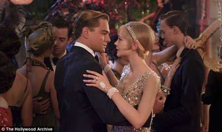 Carey Mulligan sau khi làm vỡ chiếc vòng quý giá đã đinh ninh mình sẽ bị sa thải.