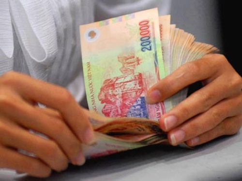 Dư luận có quyền đòi hỏi sự phù hợp giữa lương cao và hiệu quả lao động của người nhận lương