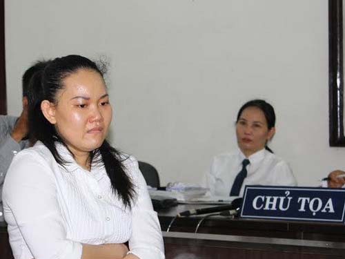 Bảo mẫu Hồ Ngọc Nhờ tại phiên tòa xét xử