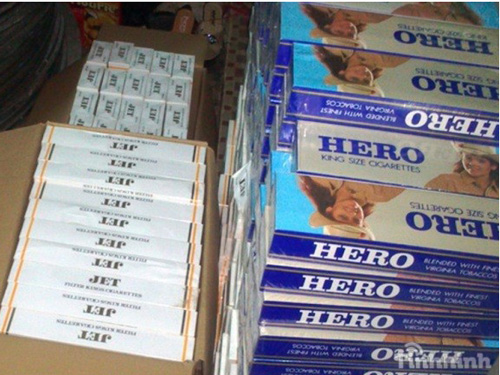 Hàng trăm triệu bao thuốc lá Jet và Hero nhập lậu không bị kiểm soát chất lượng đang được người tiêu dùng vô tư sử dụng.