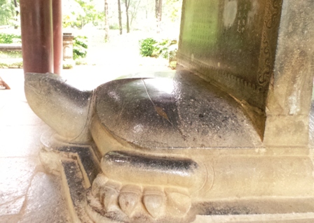 Không chỉ có giá trị về mặt nghệ thuật mà còn có ý nghĩa văn bản lịch sử, chứng cứ lịch sử...