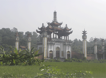 Cổng chính của Chùa Mỹ Cụ.