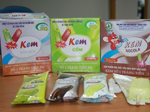 “Mê cung” kem Tràng Tiền thật – giả khiến người tiêu dùng khó có thể phân biệt.