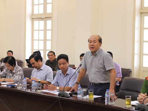 Thứ trưởng Bộ Giao thông Vận tải Nguyễn Văn Công phát biểu.