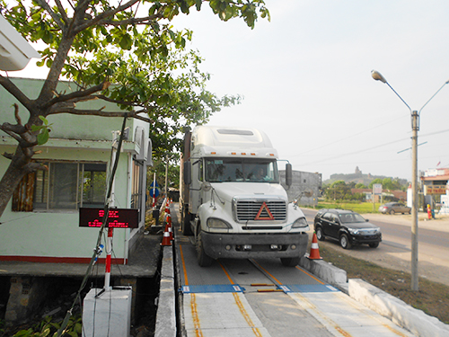 Lưu lượng xe quá tải vẫn còn nhiều trên các tuyến đường giao thông