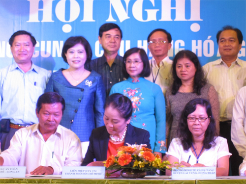 Các DN ký kết hợp tác cung - cầu hàng hóa năm 2013