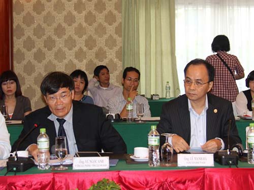 Lãnh đạo UBND TP.HCM và lãnh đạo TCHQ chủ trì Diễn đàn đối thoại với DN FDI