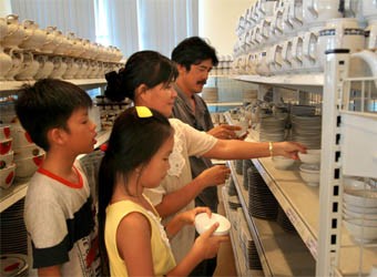 Gốm Minh Long thành công nhờ xây dựng thương hiệu 