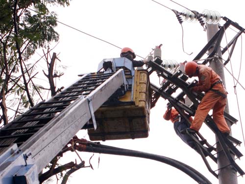Tập trung nguồn lực đầu tư cho hệ thống lưới điện
