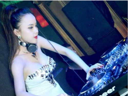 Nữ DJ xinh đẹp, sexy Myno nóng bỏng tại những bữa tiệc âm nhạc
