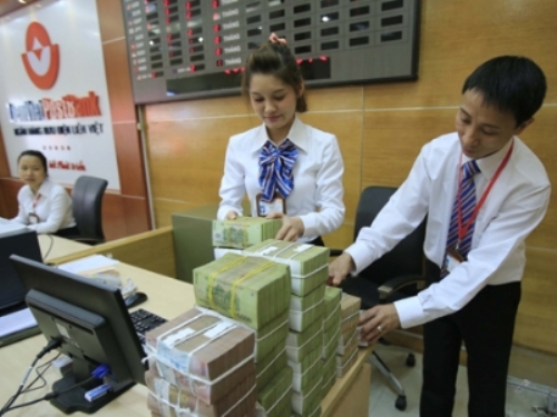 Năm 2013, tăng trưởng tín dụng dự kiến 8,91%. Ảnh: Ngọc châu.