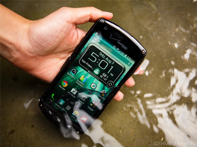 Chiếc smartphone chống