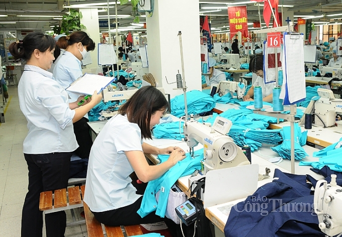 Hoãn, hủy đơn hàng nhập khẩu: Doanh nghiệp dệt may tìm giải pháp ứng phó hoan huy don hang nhap khau doanh nghie p det may ti m gia i pha p u ng pho