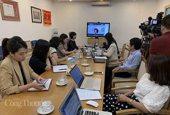 Chất lượng là “Giấy thông hành” đưa khẩu trang vào thị trường EU, Mỹ giay thong hanh dua khau trang vao thi truong eu my