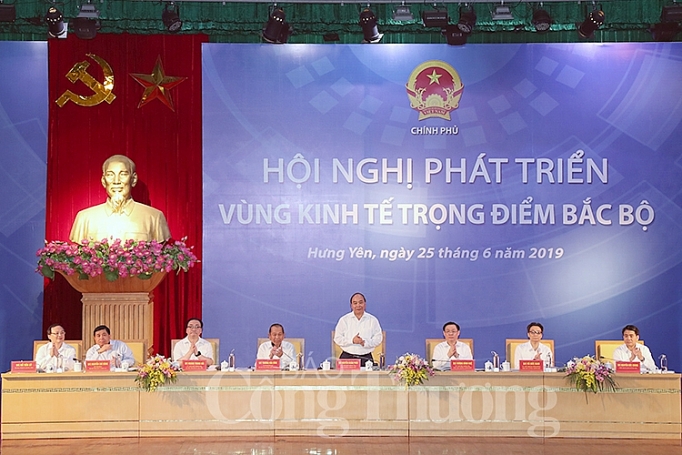4 giai phap lon phat trien toan dien vung kinh te trong diem bac bo