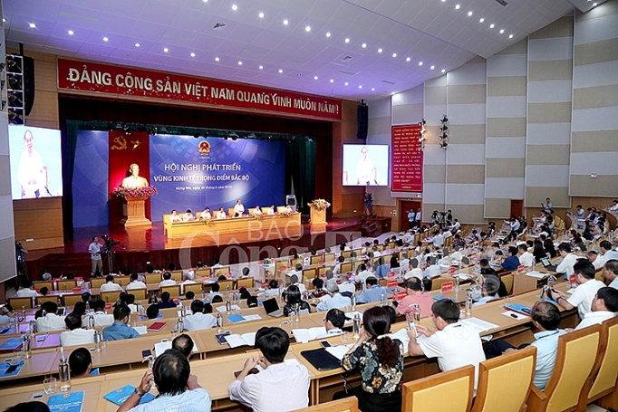 4 giai phap lon phat trien toan dien vung kinh te trong diem bac bo
