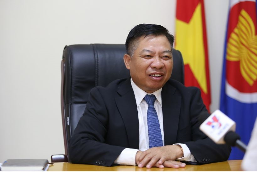 Đại sứ Nguyễn Huy Tăng nói về tình hữu nghị Việt Nam-Campuchia Đại sứ Nguyễn Huy Tăng nói về tình hữu nghị Việt Nam-Campuchia