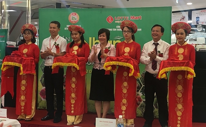 lotre mart du kien tieu thu 6 tan nhan son la