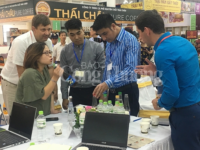 thi truong viet nam hap dan doanh nghiep nga