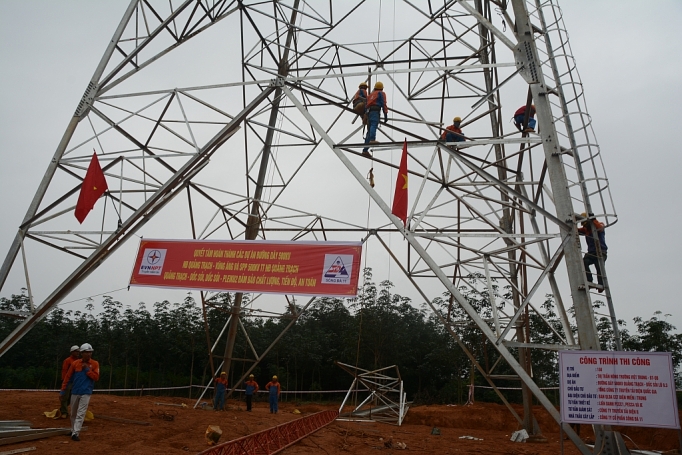 Đường dây 500 kV mạch 3: Nguy cơ chậm tiến độ do vướng giải phóng mặt bằng duong day 500 kv mach 3 nguy co cham tien do do vuong giai phong mat bang
